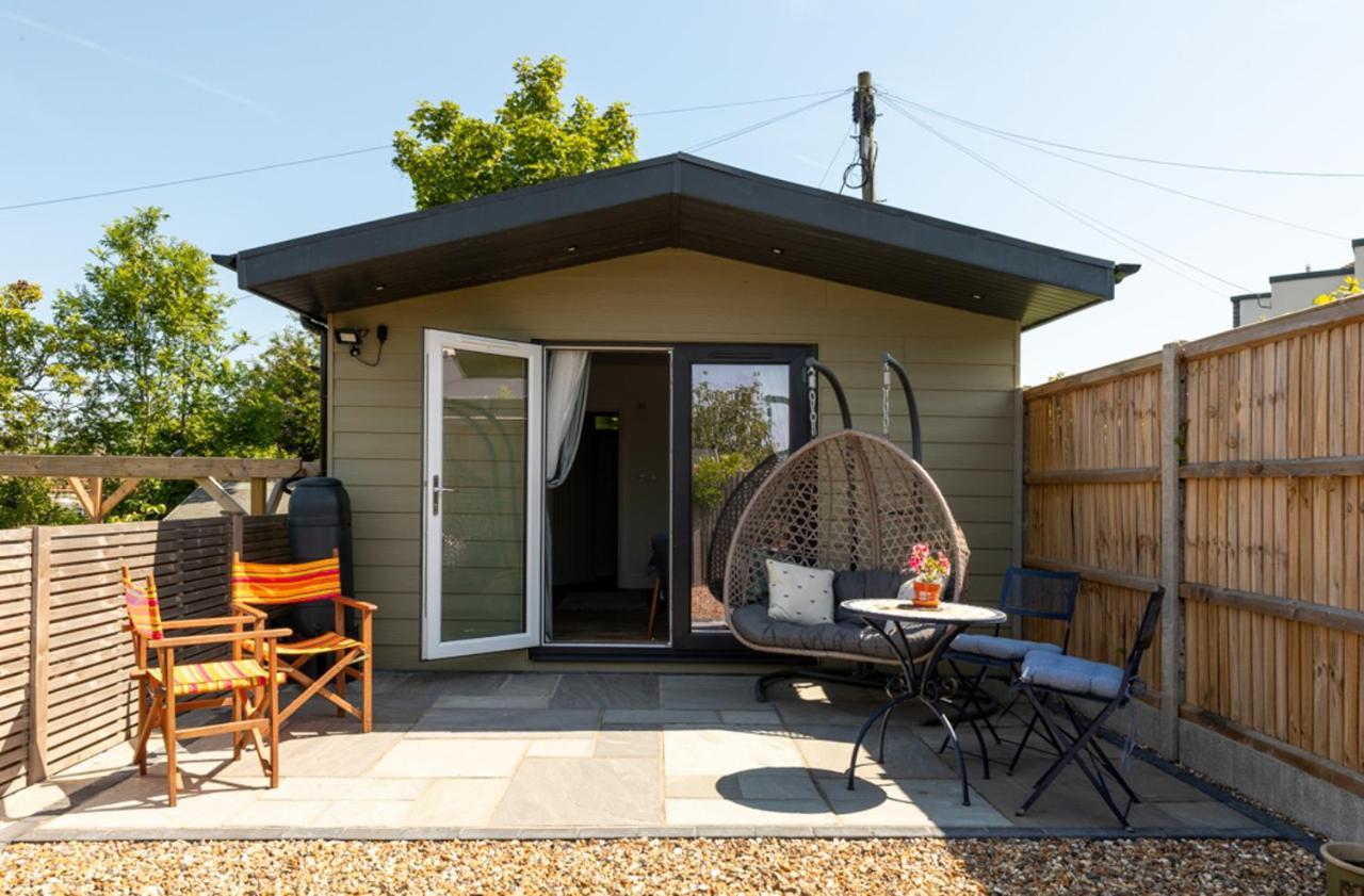 Pear Tree Cabin Whitstable Esterno foto